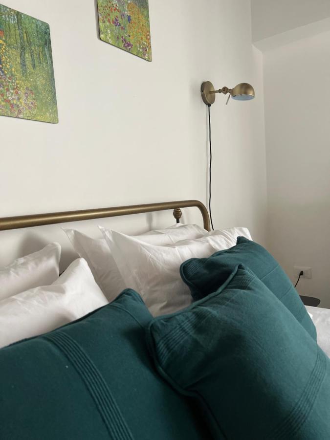 La Casa Di Nenna Bed & Breakfast Trentinara Bagian luar foto