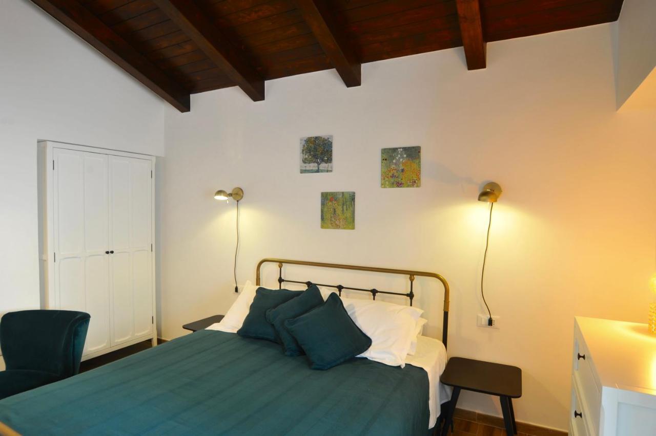 La Casa Di Nenna Bed & Breakfast Trentinara Bagian luar foto